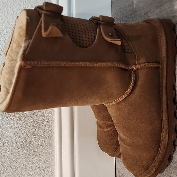 BearPaw Clara Hickory Suede Sherling Boots - Picture 4 of 11